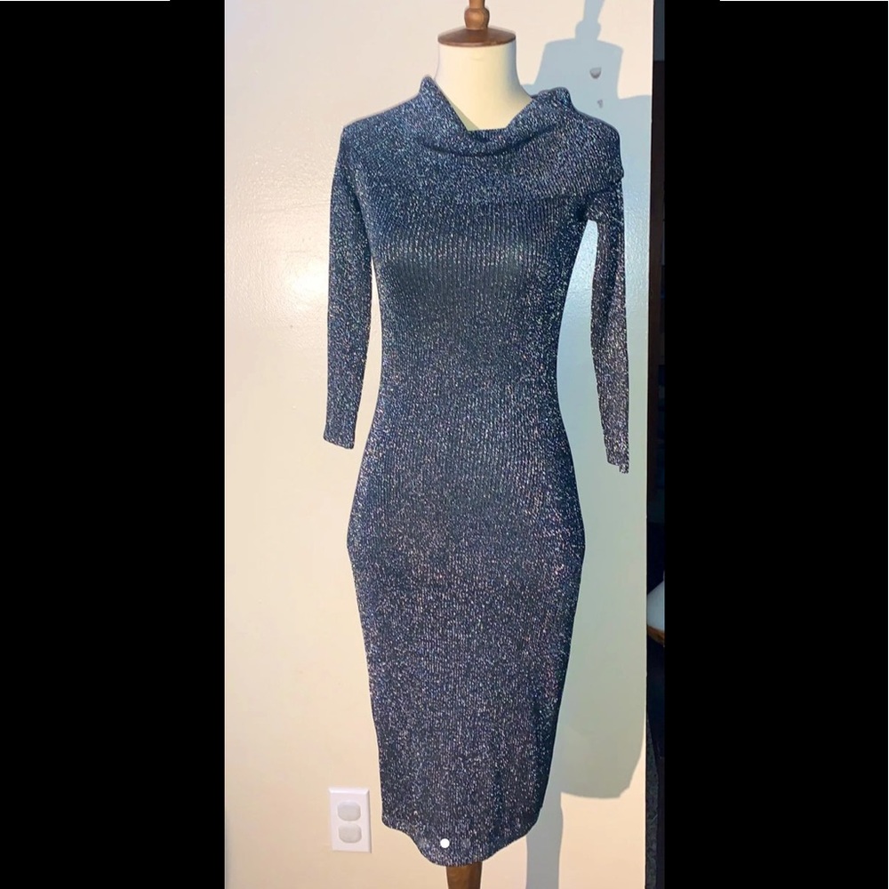 BEAUTIFUL Metallic dress